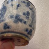 Pot couvert en porcelaine craquelée de Chine muni de la marque Jiaqing