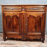 Louis XV period buffet in solid walnut around 1750