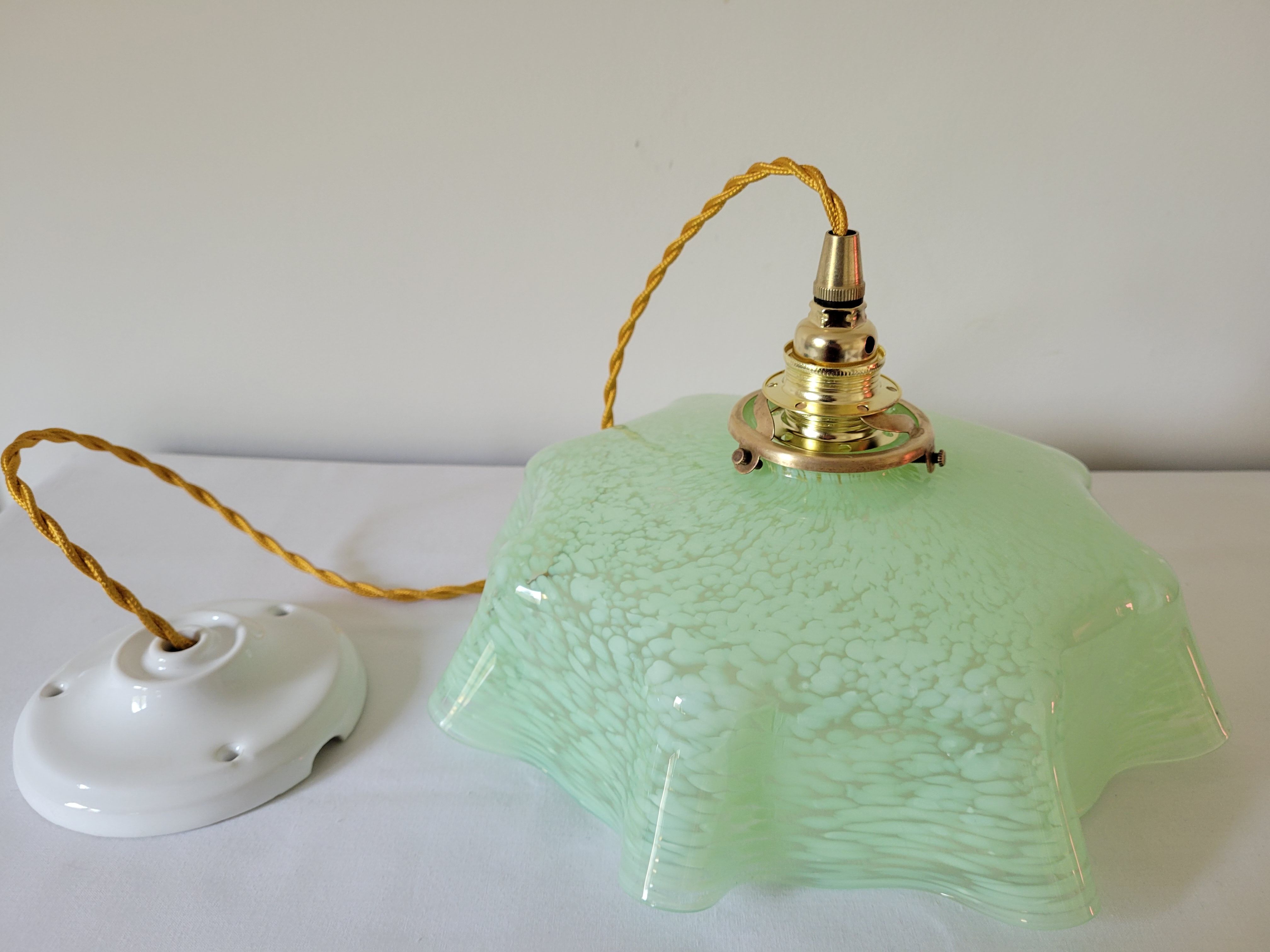Pastel green Clichy glass pendant lamp