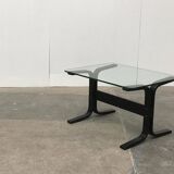 Mid-century Norwegian Siesta glass side table by Ingmar Relling for Westnofa.