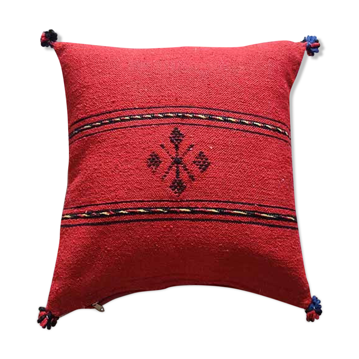 Red Berber cushion with cotton pompom