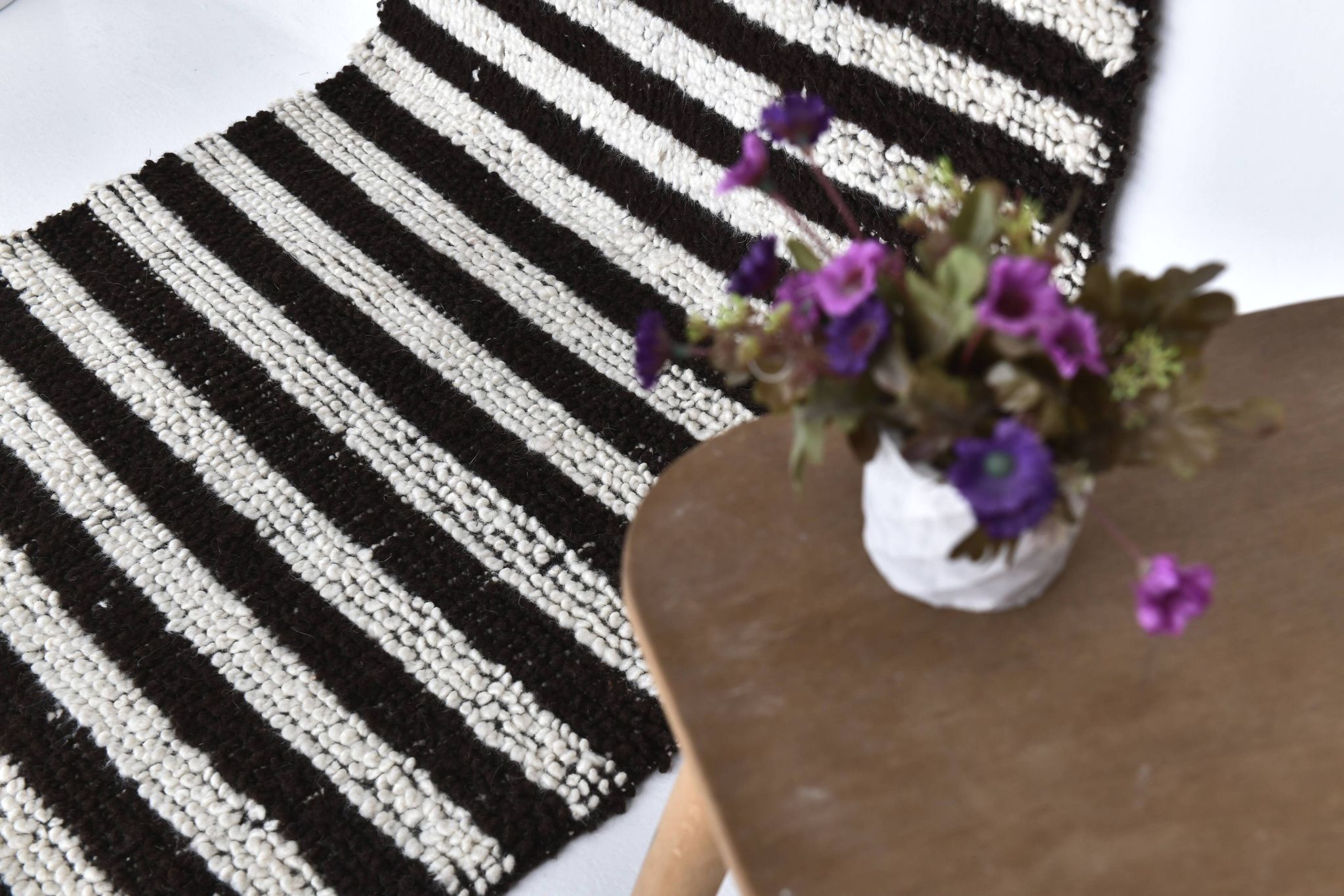Tapis de couloir rayé marron et blanc 2x9, 69x289 cm SK 242096