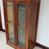 Old showcase
