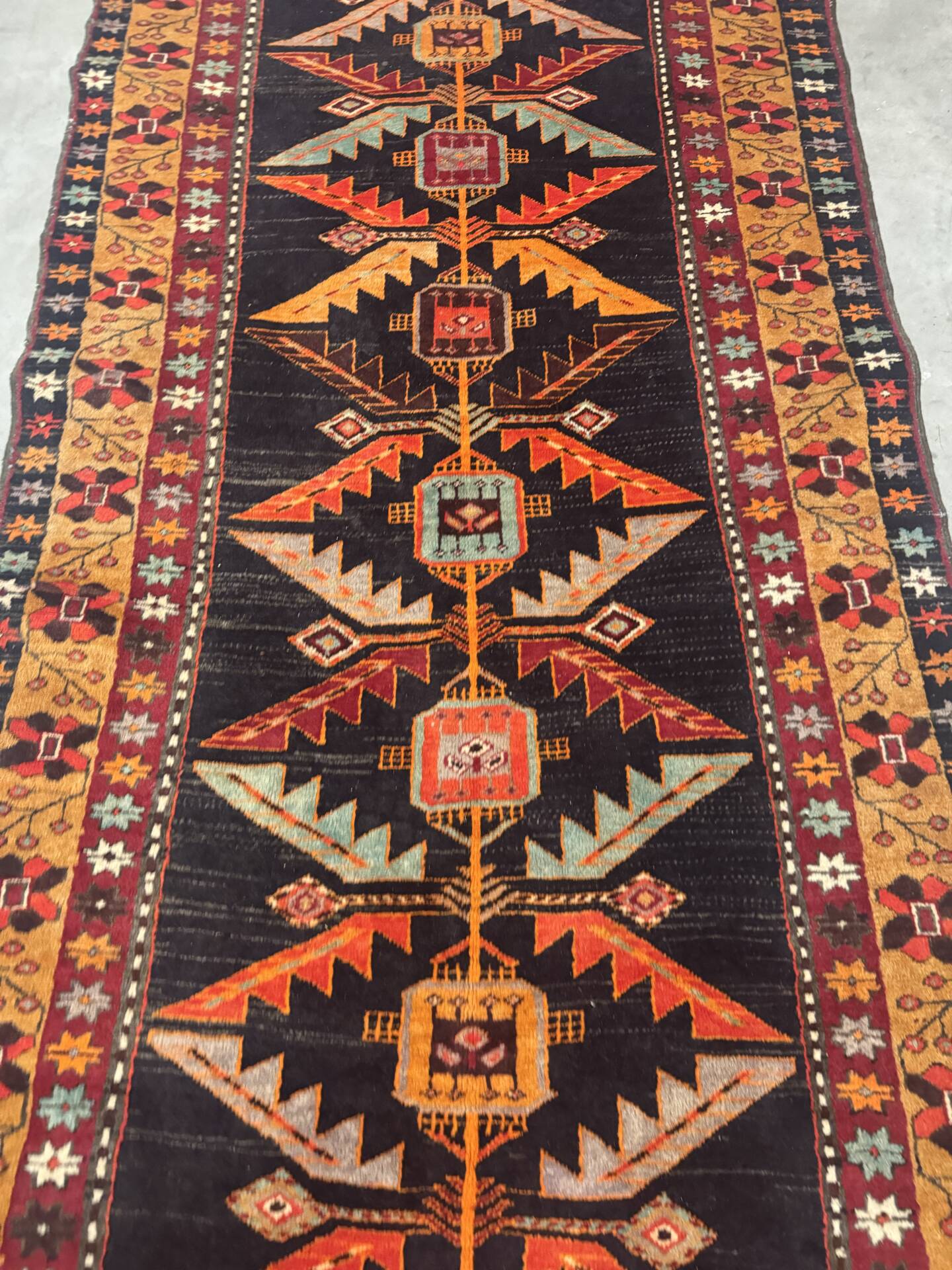 Tapis persan fait main