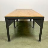 Table basse industrielle noire, années 1970