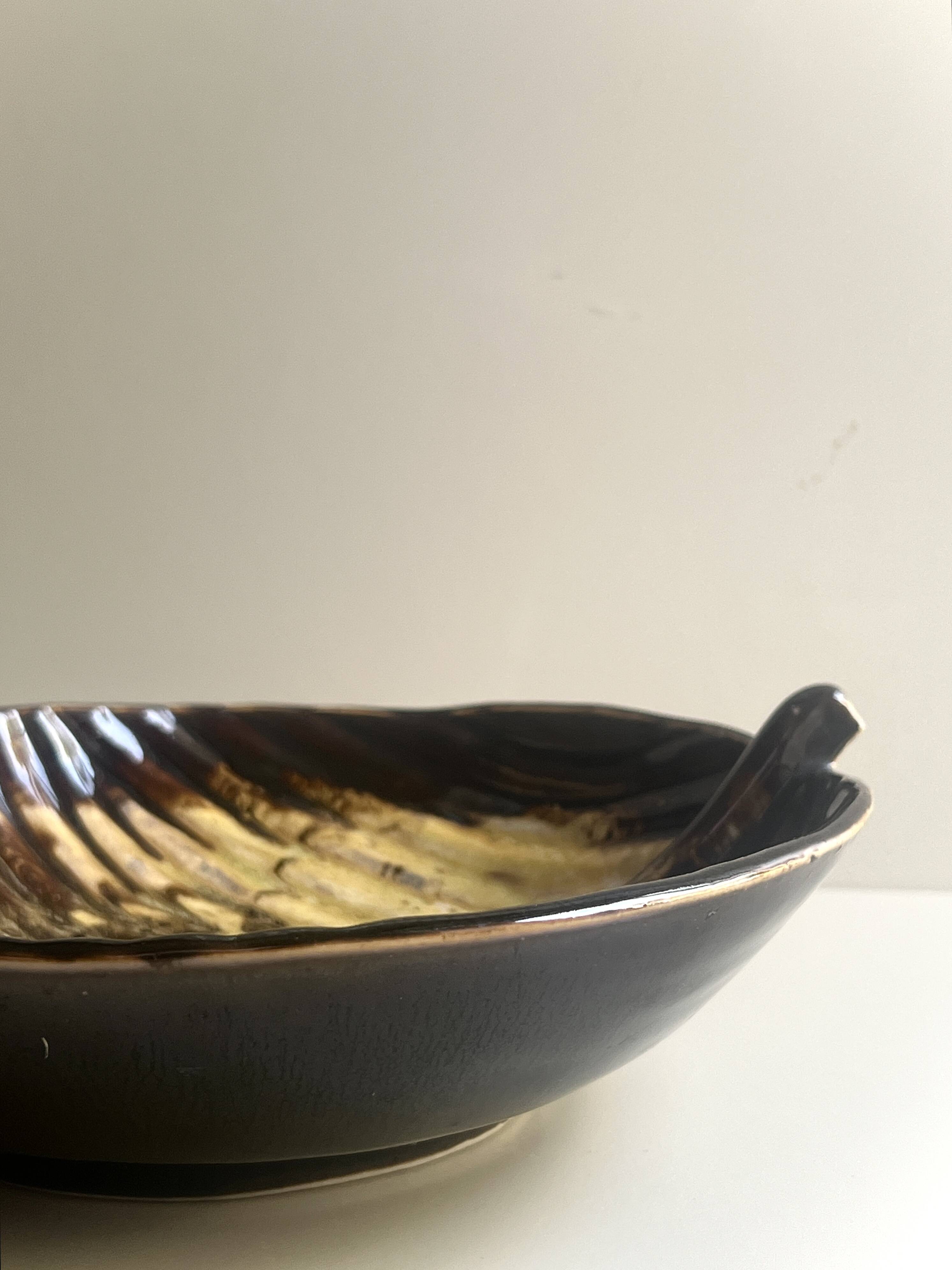 Stylised and signed glazed ceramic salad bowl, France circa 1970.
