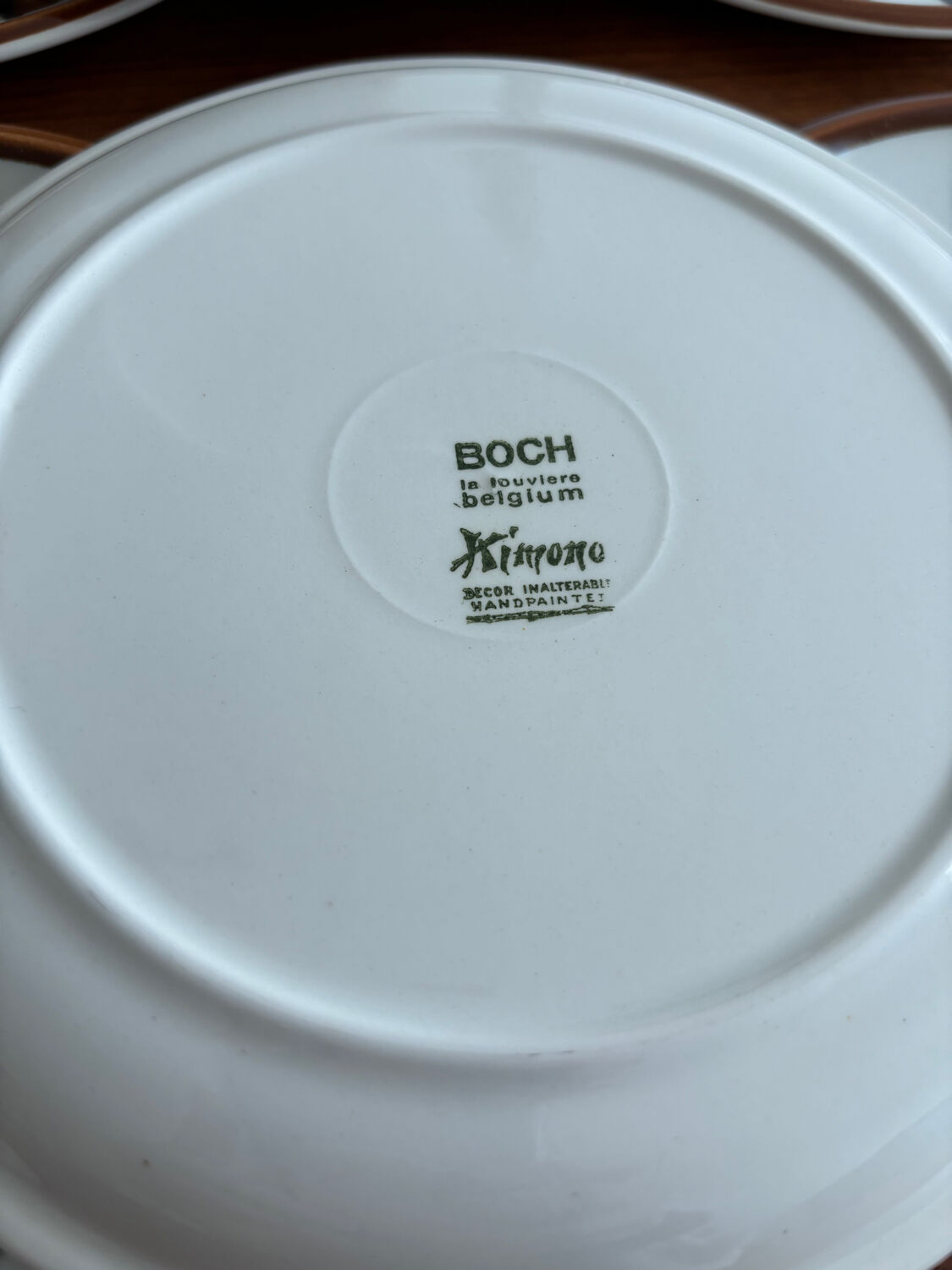 Set of 6 vintage 1970 Boch La Louvière dessert plates, kimono design.