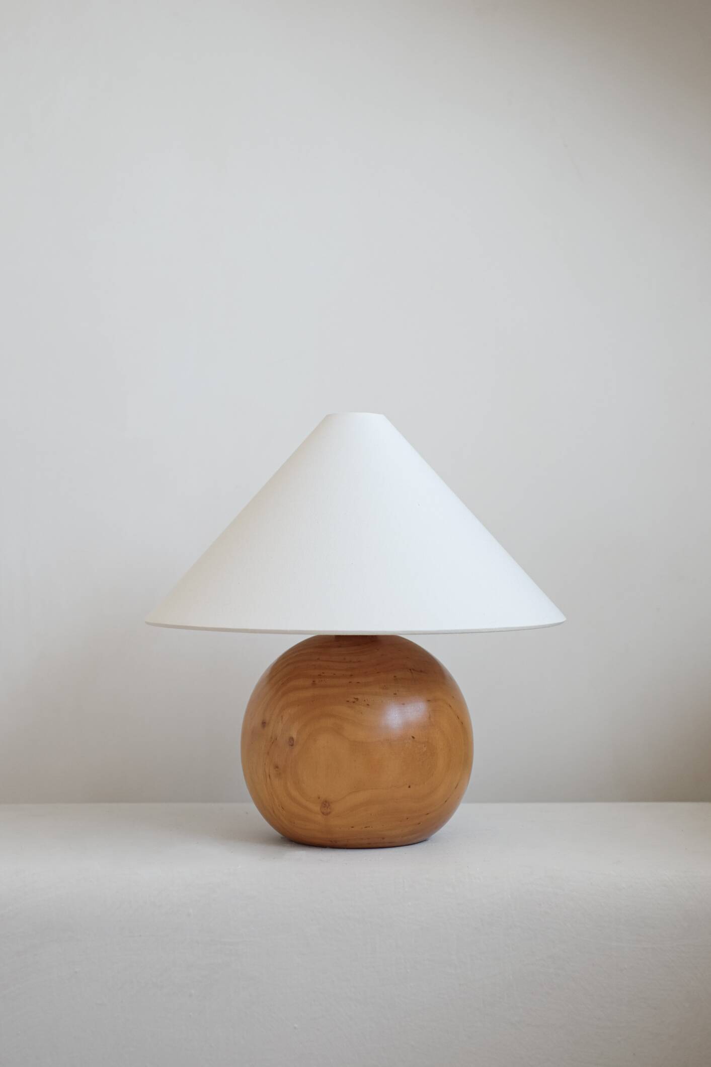Wooden table lamp