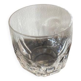 Daum France crystal glass in excellent condition