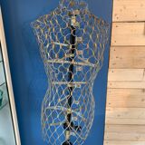 Adjustable mannequin the ideal garden of fashions