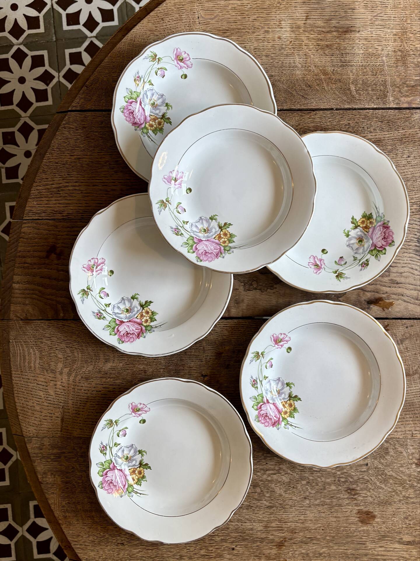 Set of 6 vintage deep plates, Anemone pattern from Digoin Sarreguem.