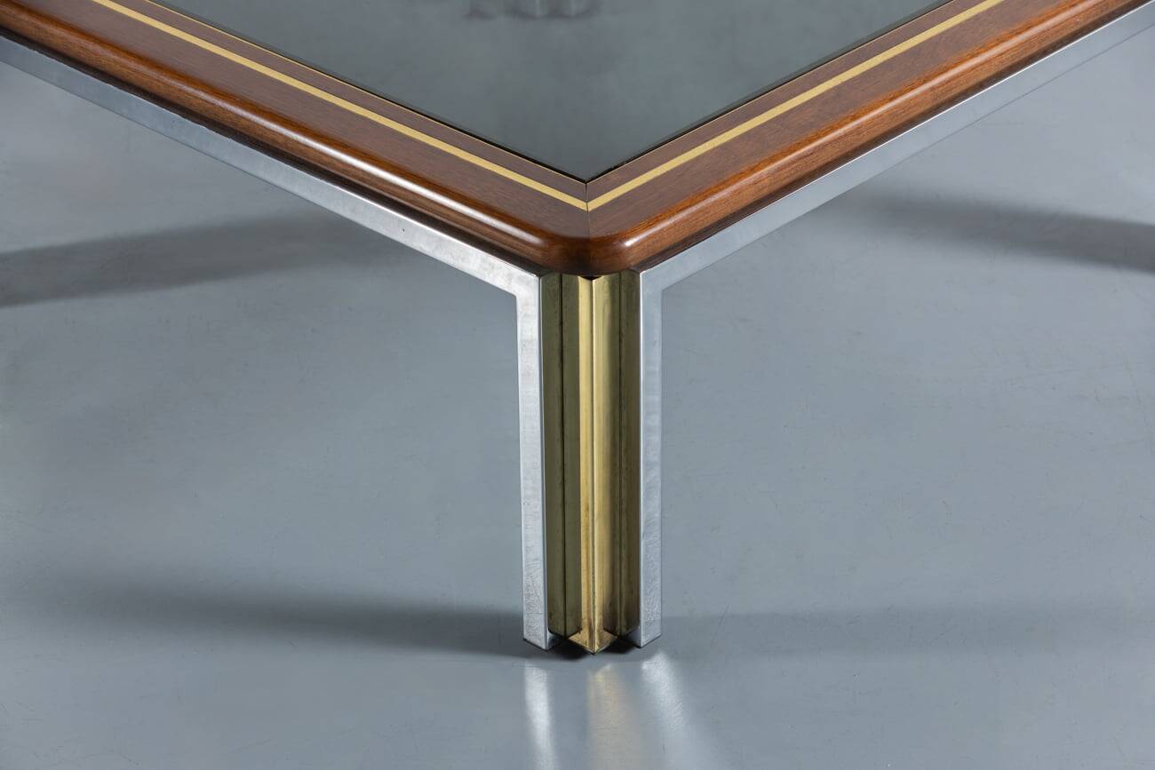 Table basse moderne du milieu du siècle en laiton et chrome par Romeo Rega, Italie, années 1970.
