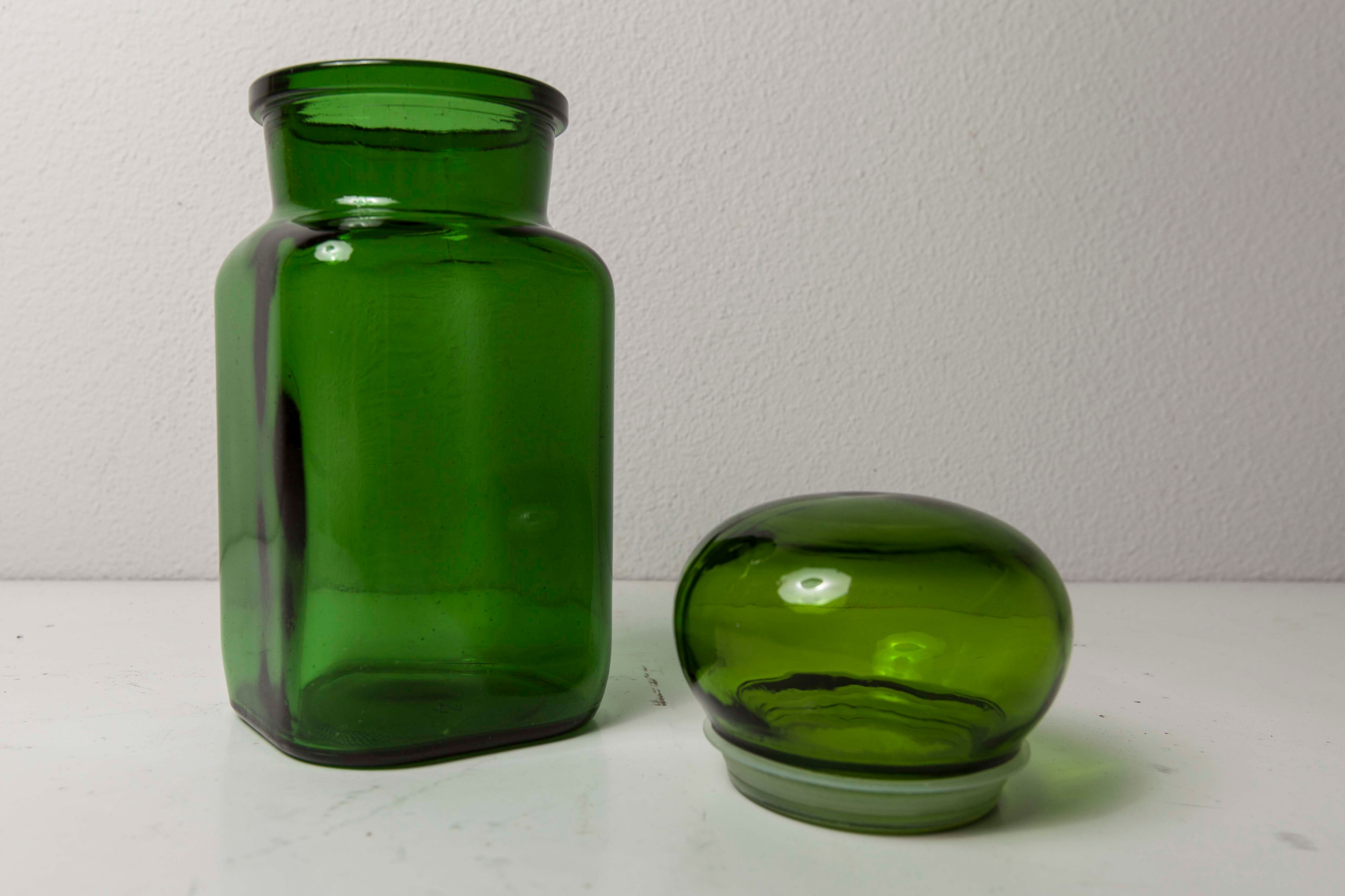 Pot de pharmacie vert en verre 1960
