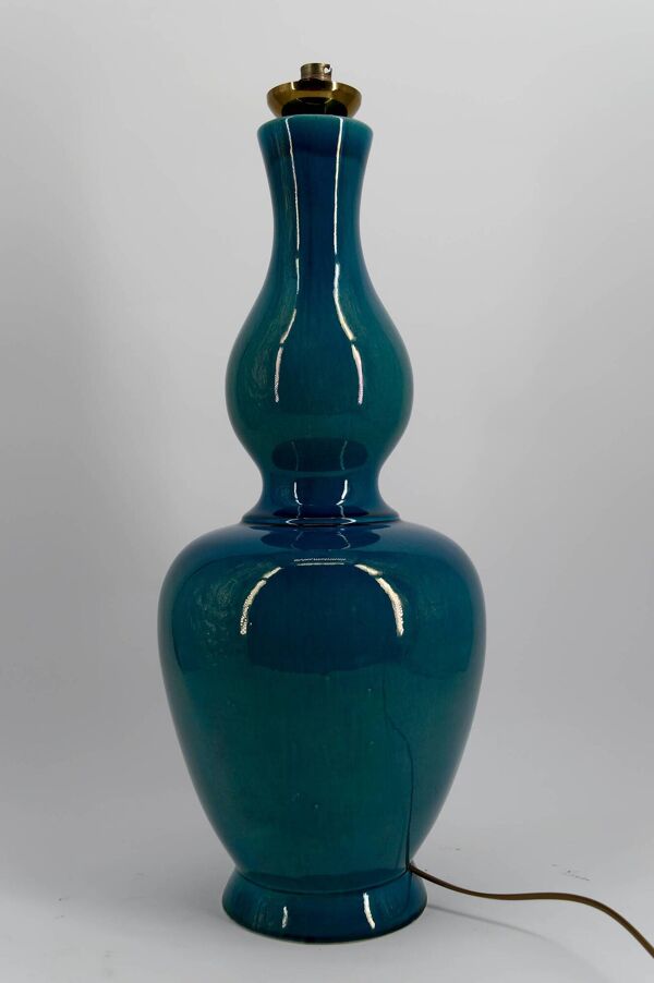 Importante lampe en porcelaine à émail bleu craquelé – France, vers 1950