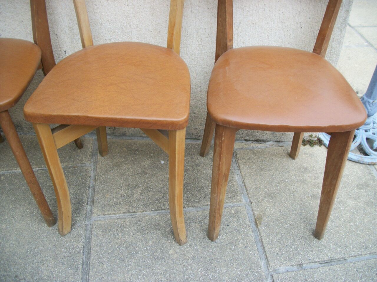 4 bistrot chairs