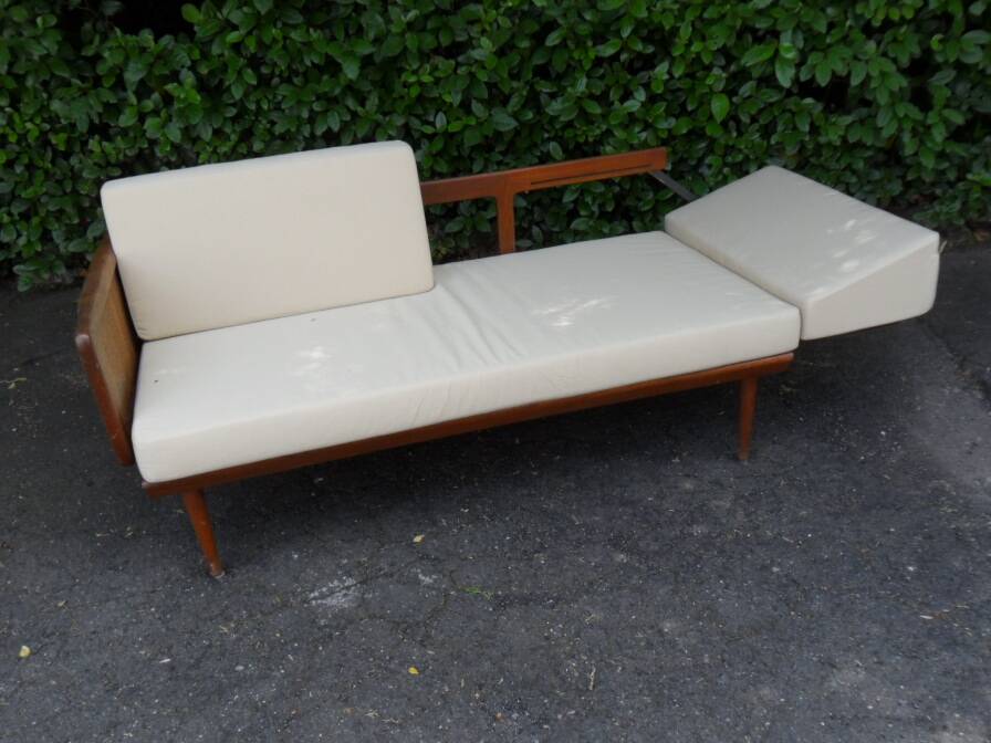 Scandinavian rest sofa, daybed FD 451 Hvidt and Nielsen signed