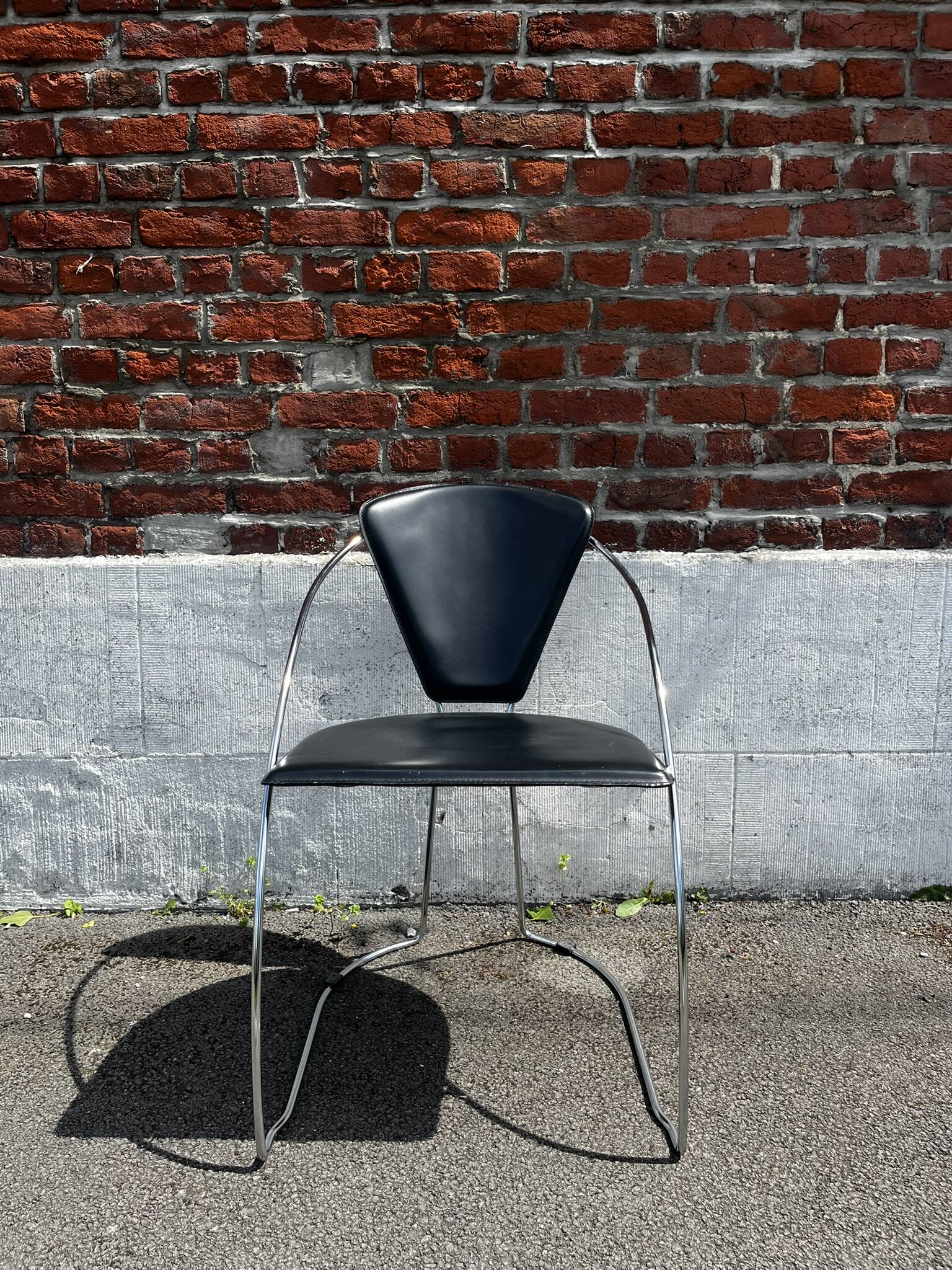 Vintage chrome and leather chair/armchair, Linda model by Arrben (Italy)