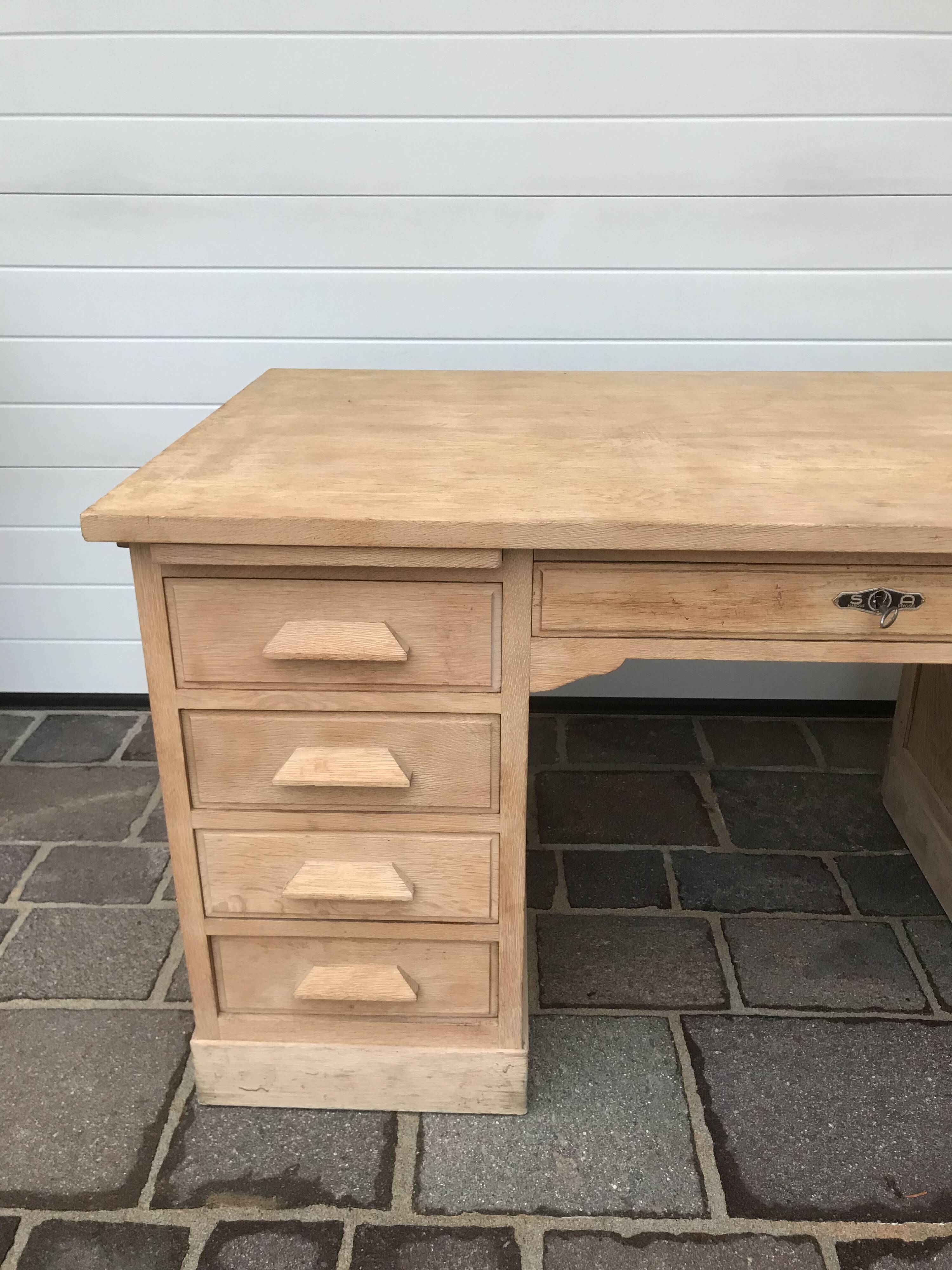 Office of "Minister"