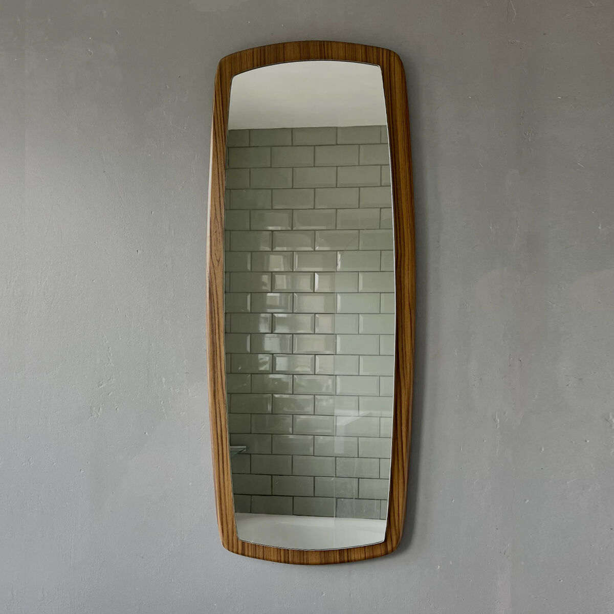DISCOVER OUR SCANDI MIRRORS FOR LESS THAN 200 EUROS