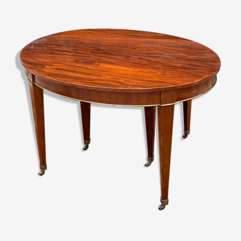 Table de salle à manger à rallonges en acajou de style Louis XVI XIXeme siècle