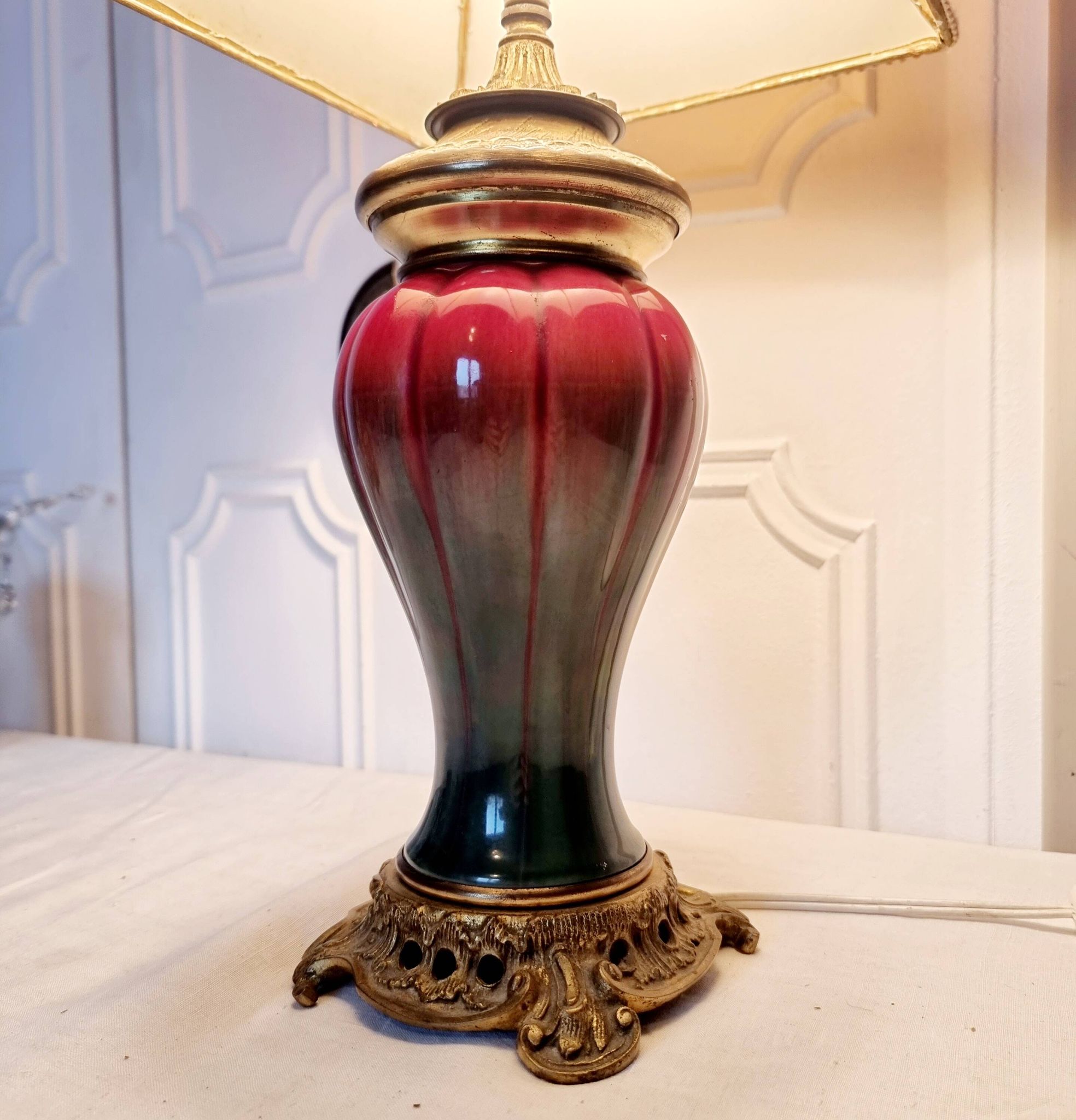 Antique 19th Century Chinese "Oxblood" Lamp Mounted on Bronze - Style