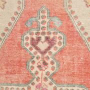 Tapis turc médaillon rouge