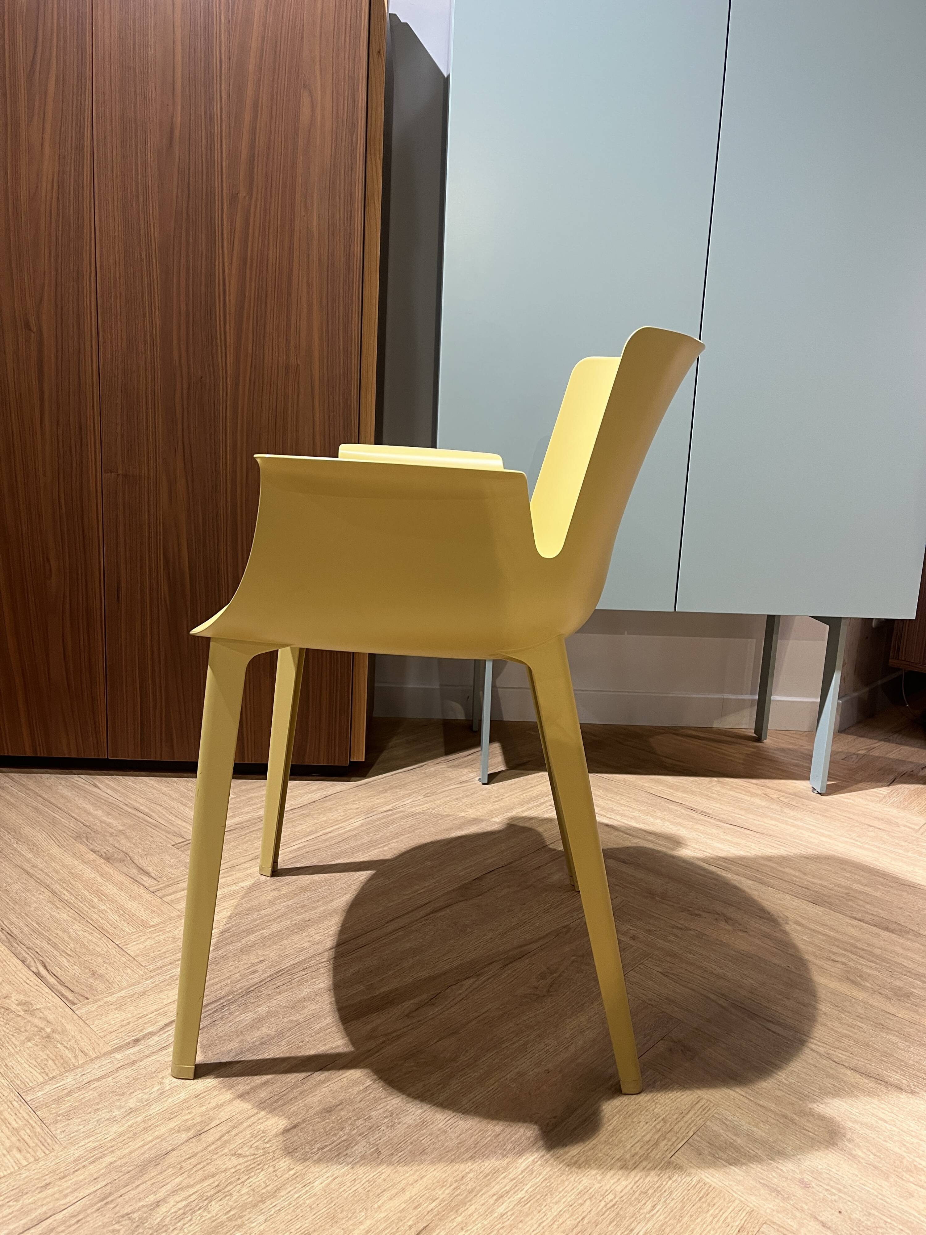 Chaise piuma - kartell