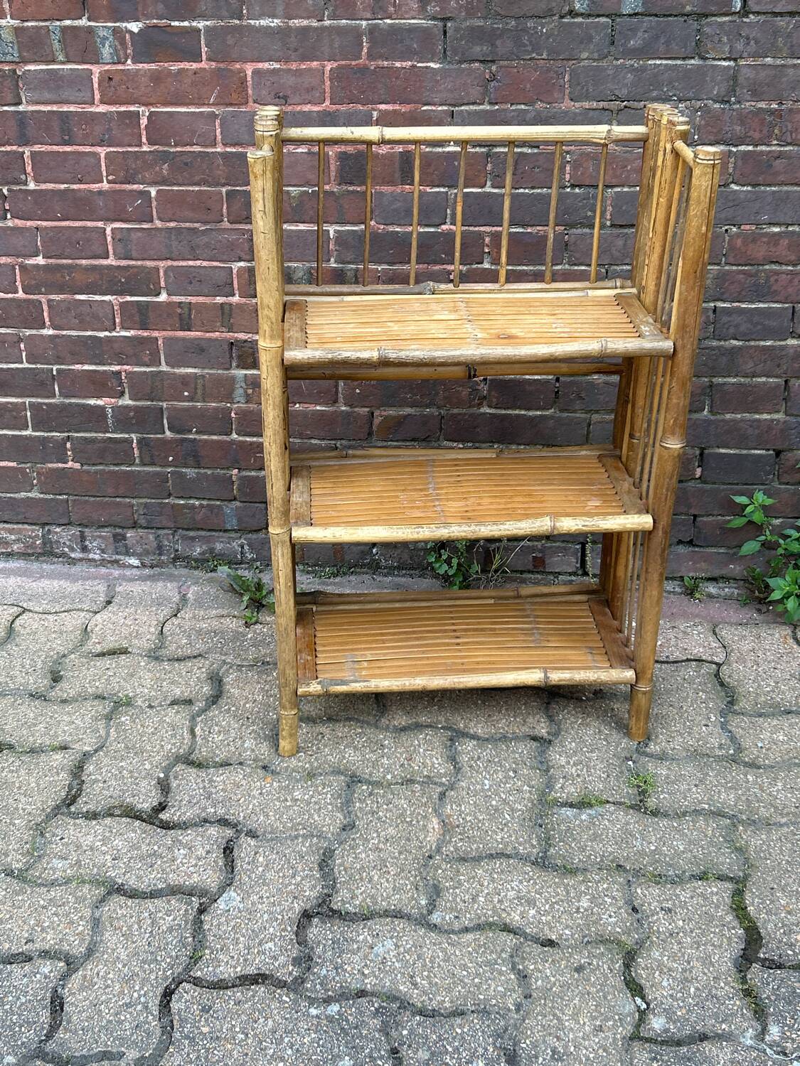 Bamboo standing shelf from the 60s