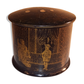Round Chinese box