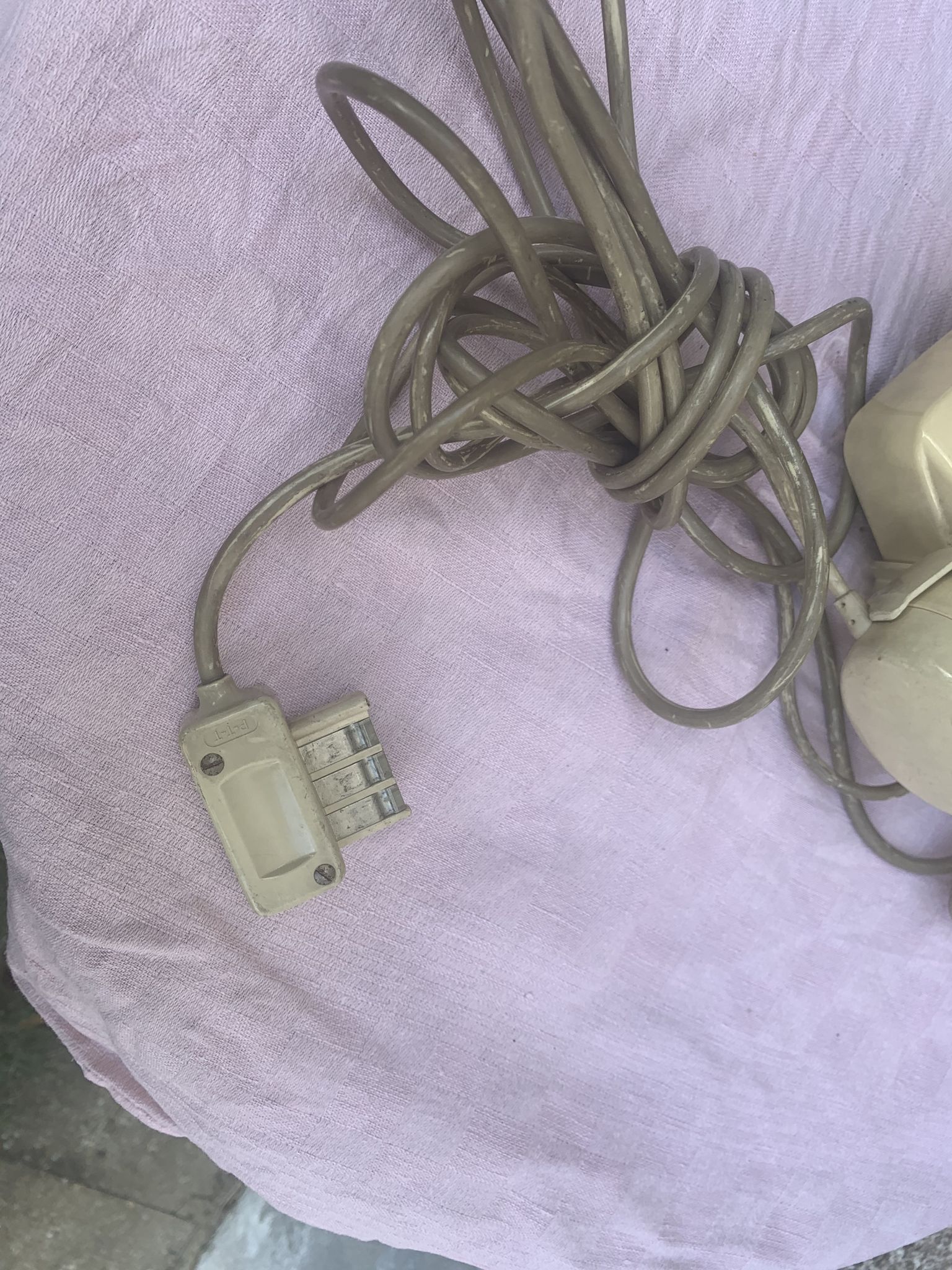 Telephone in Bakelite ecru beige with keys socotel s63 vintage 1981