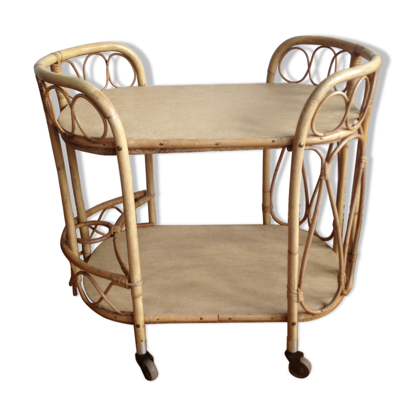Serving bamboo and rattan 1970