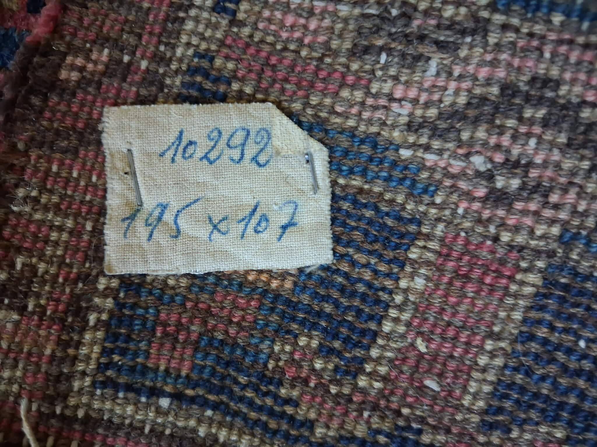 Handmade Persian Hamadan rug 195x107cm