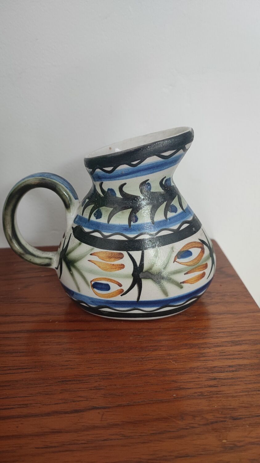 Old milk jug Quimper Keraluc