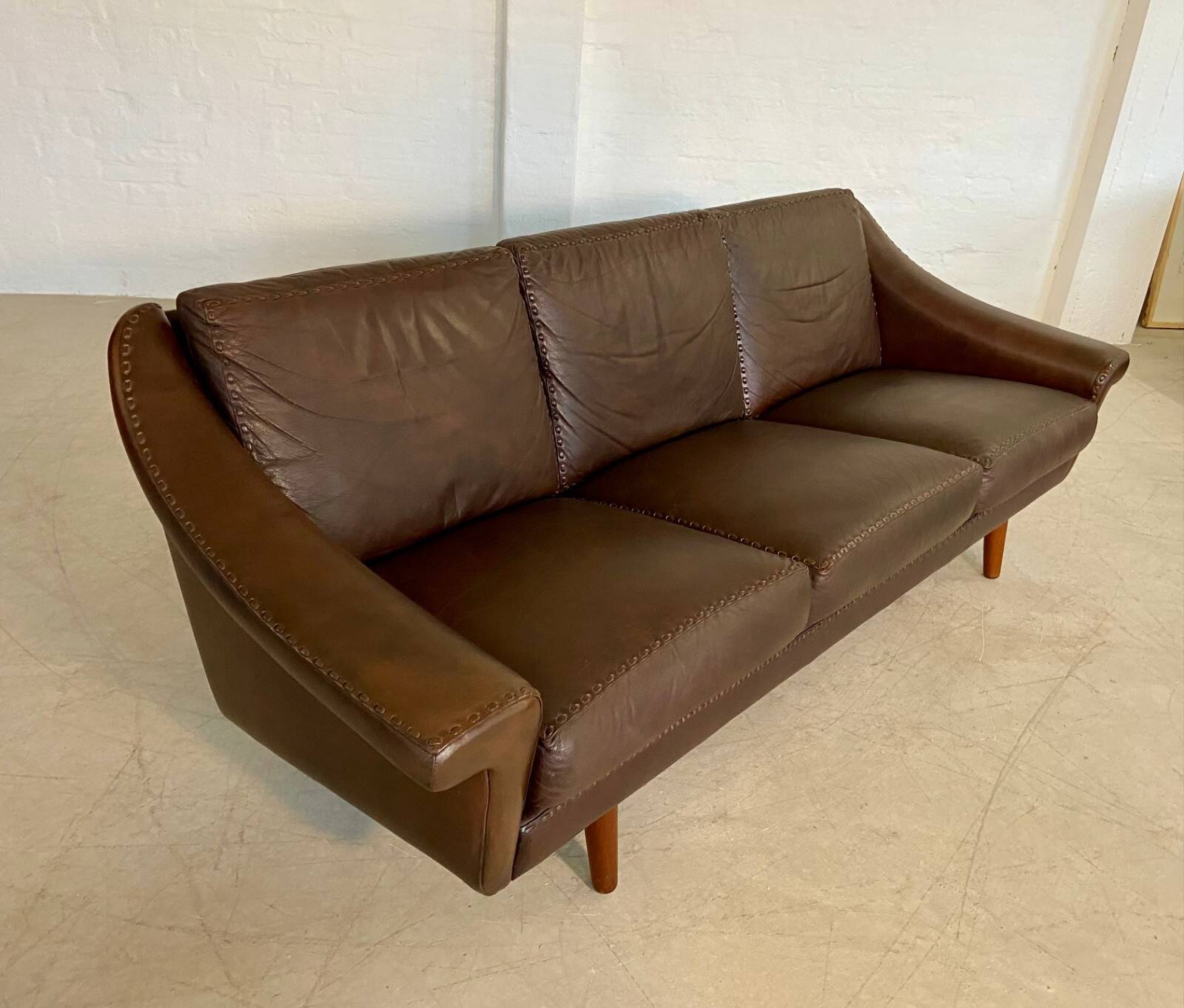 Vintage Danish mid-century retro Aage Christiansen (Matador) leather sofa 60s