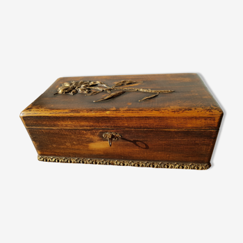 Wooden box 19th