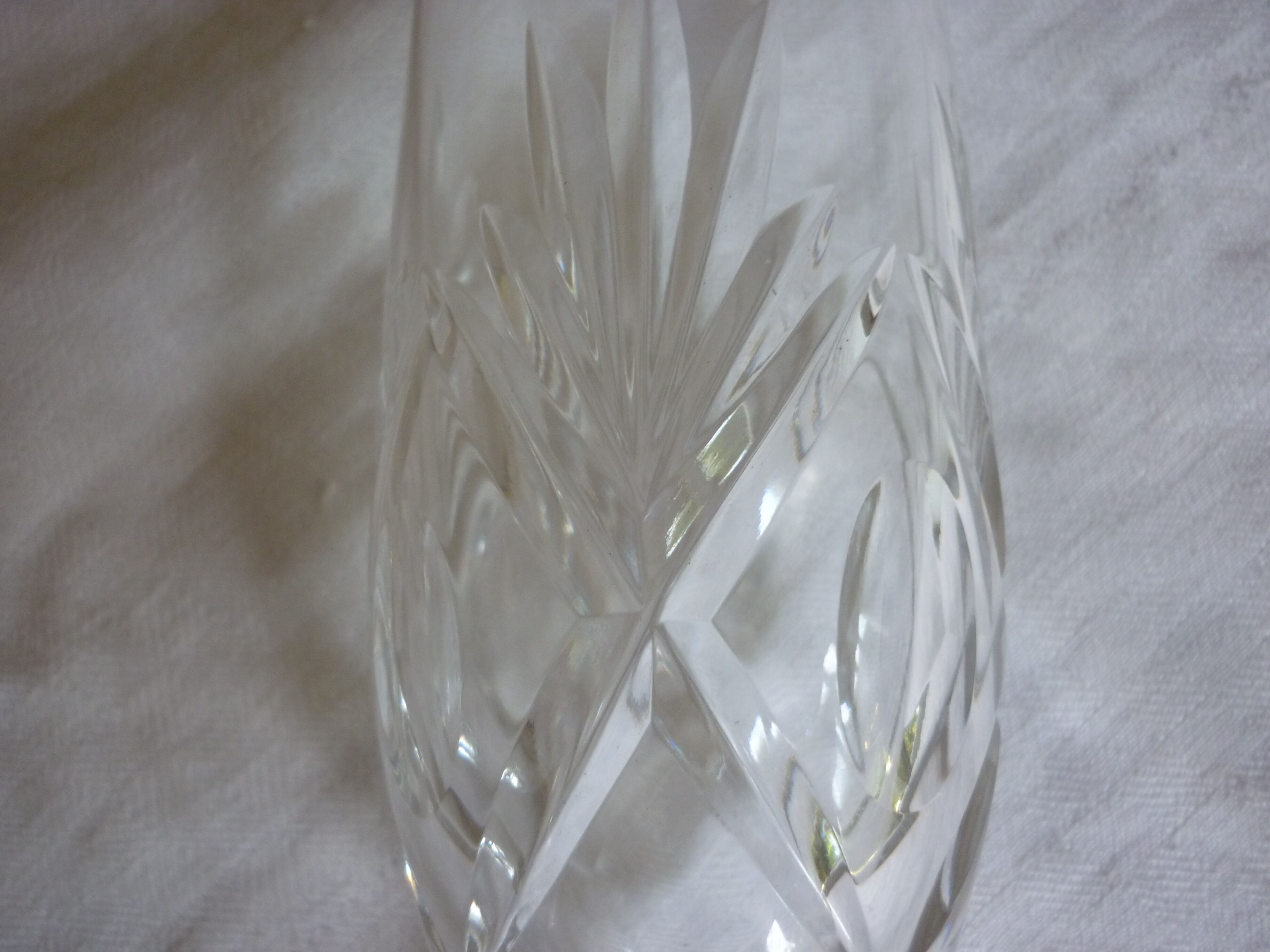 5 flutes with cut crystal champagne