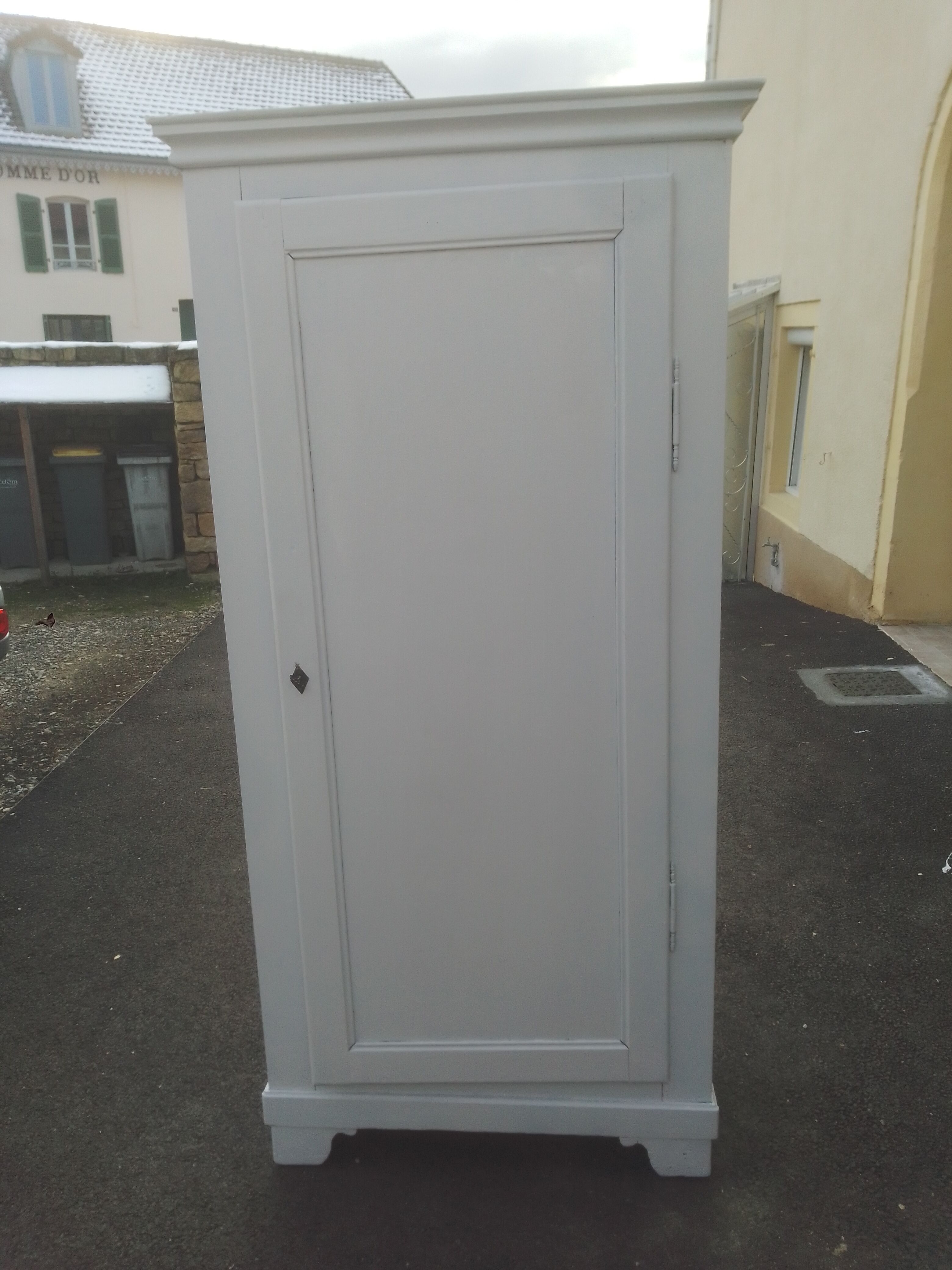 Cupboard