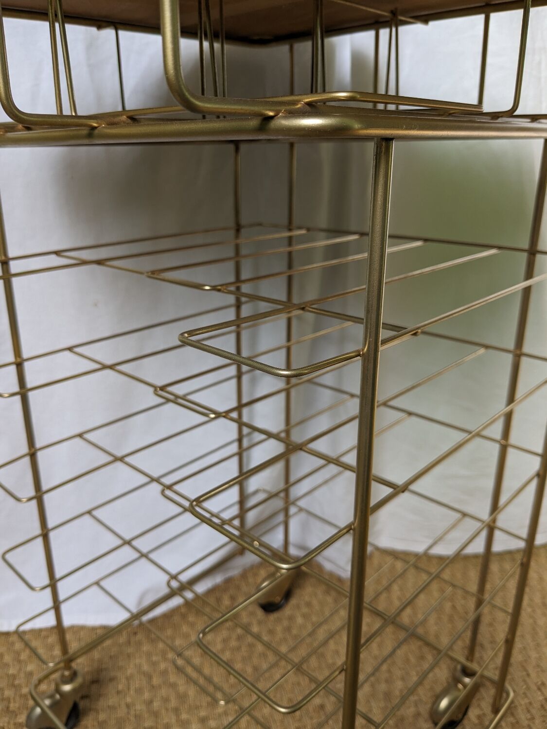Vinyl table