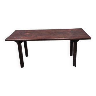 Table de ferme brutaliste minimaliste