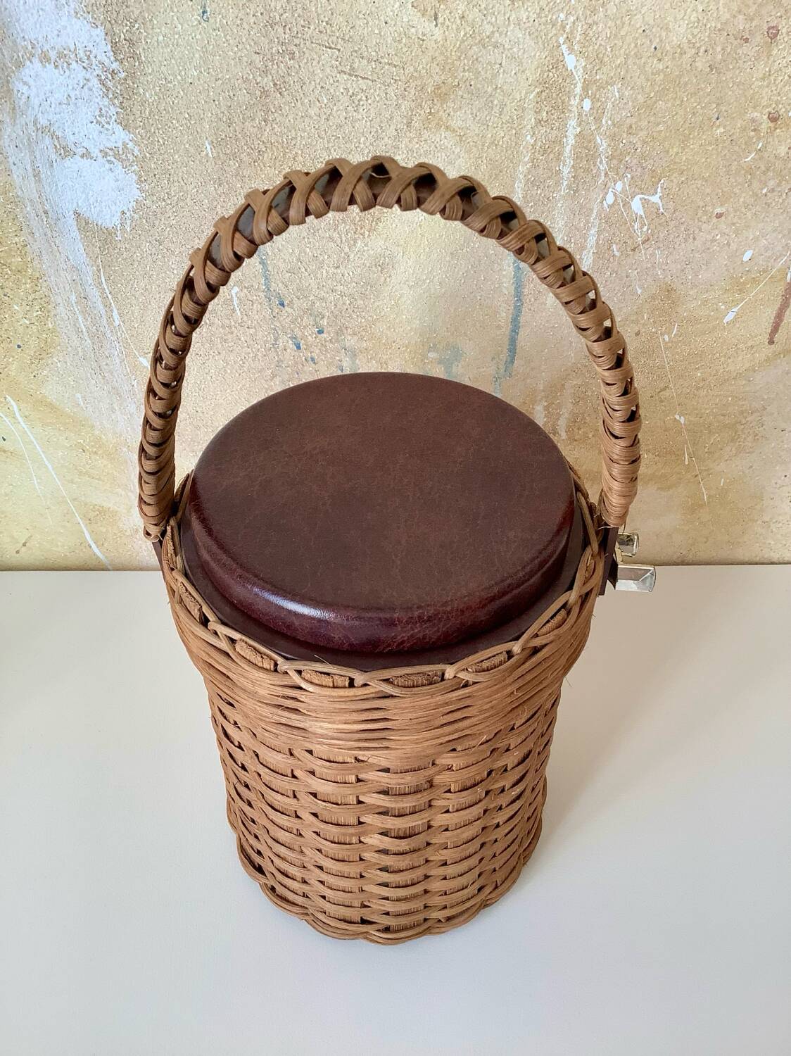 Wicker rattan ice bucket