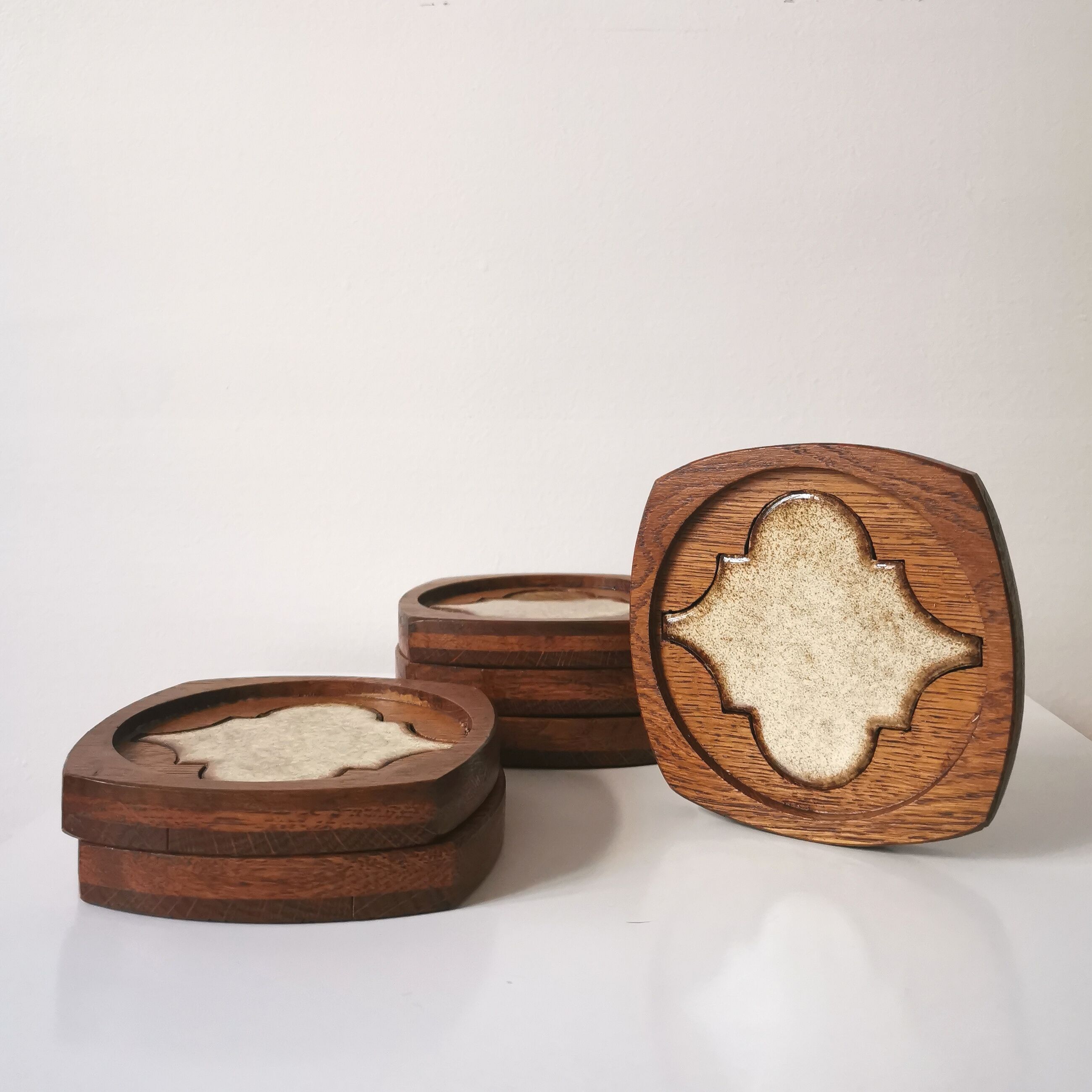 6 oak and ceramic coasters, 1950