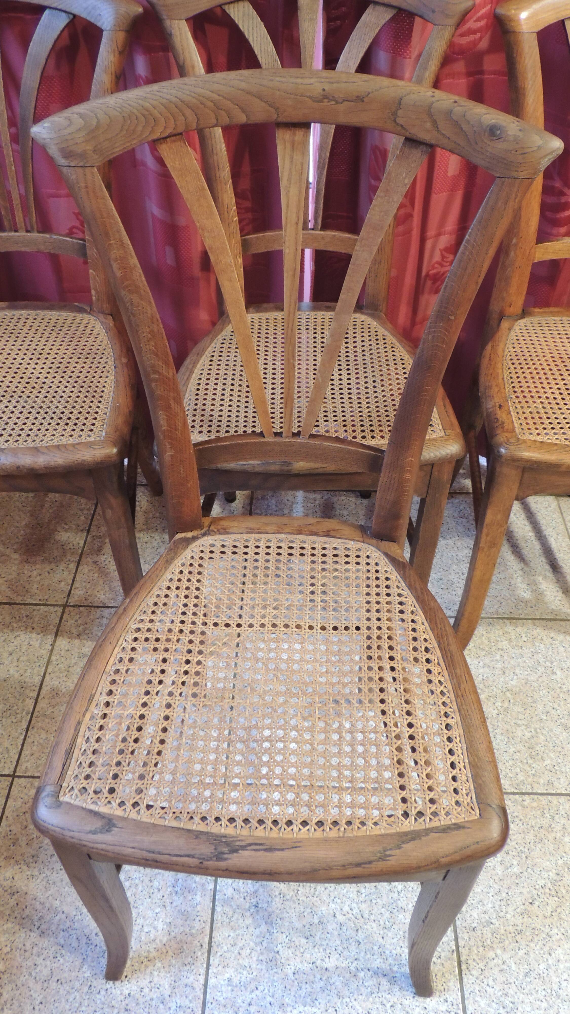 Set of four wooden chairs and canage / vintage seat