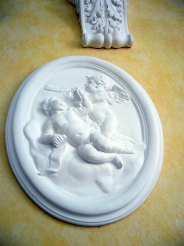 bas relief angels 39X48cm in staff reinforced plaster