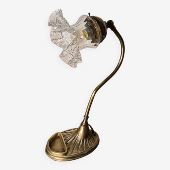 lampe  art nouveau bronze avec sa jolie tulipe transluside 37x 24 bon etat