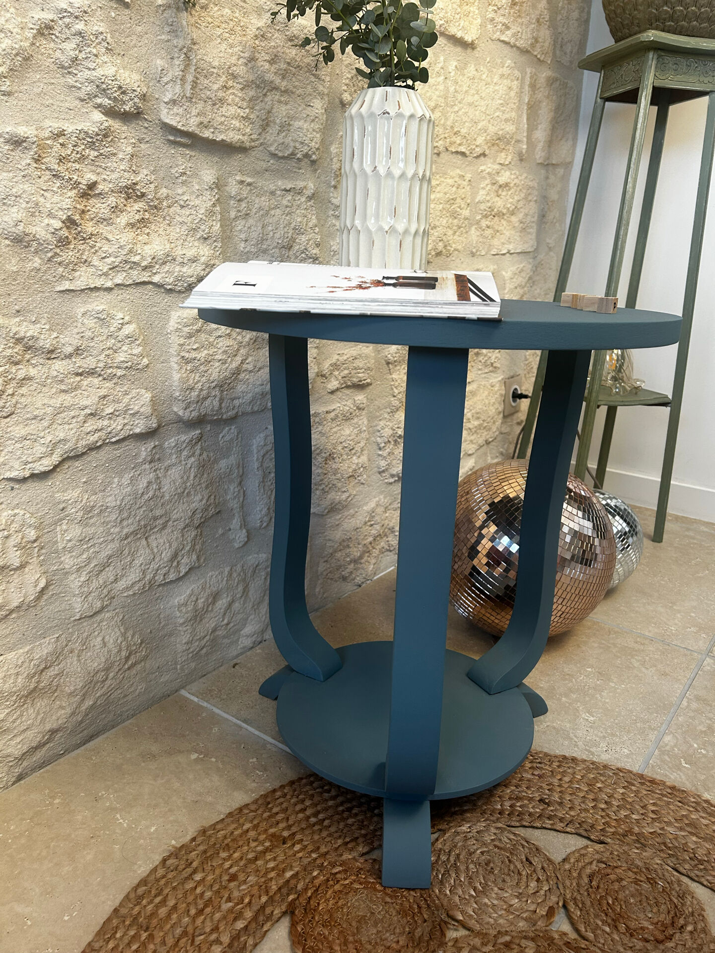 Vintage side table – Art Deco style