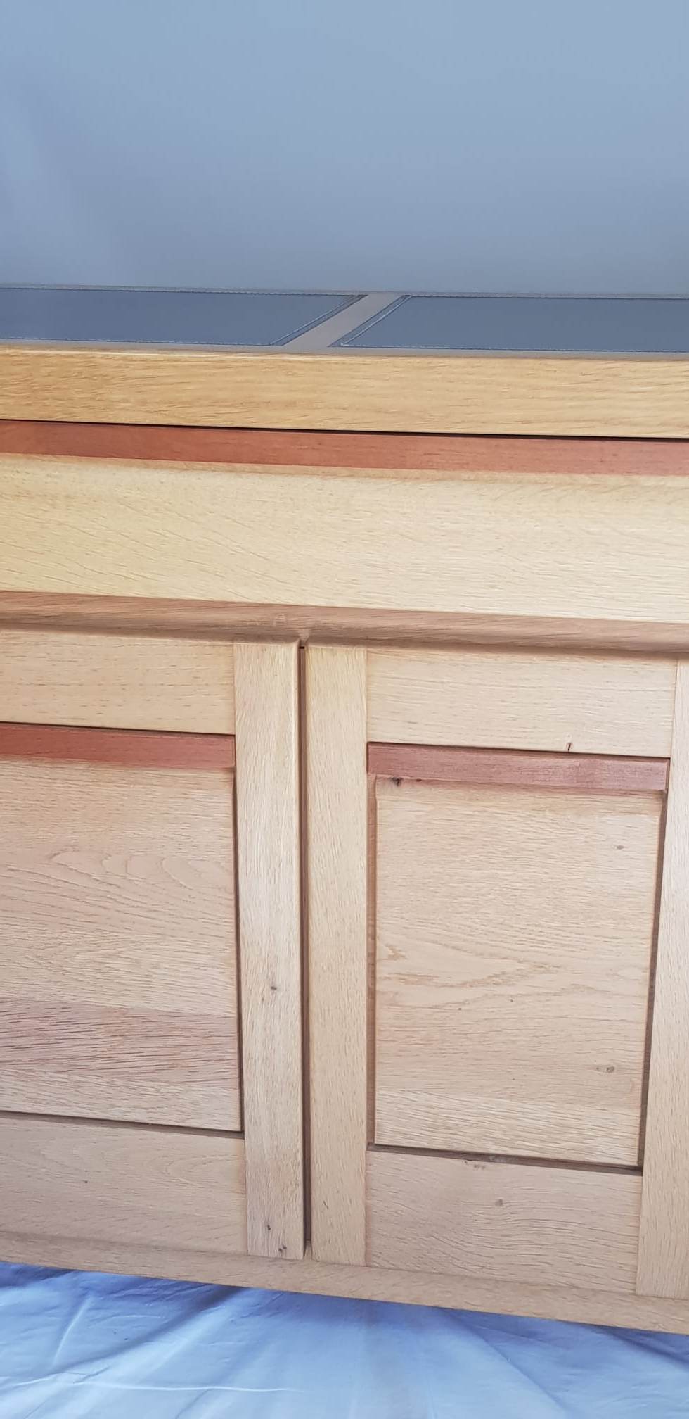 Sideboard in solid oak