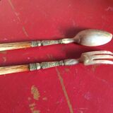 Salad servers