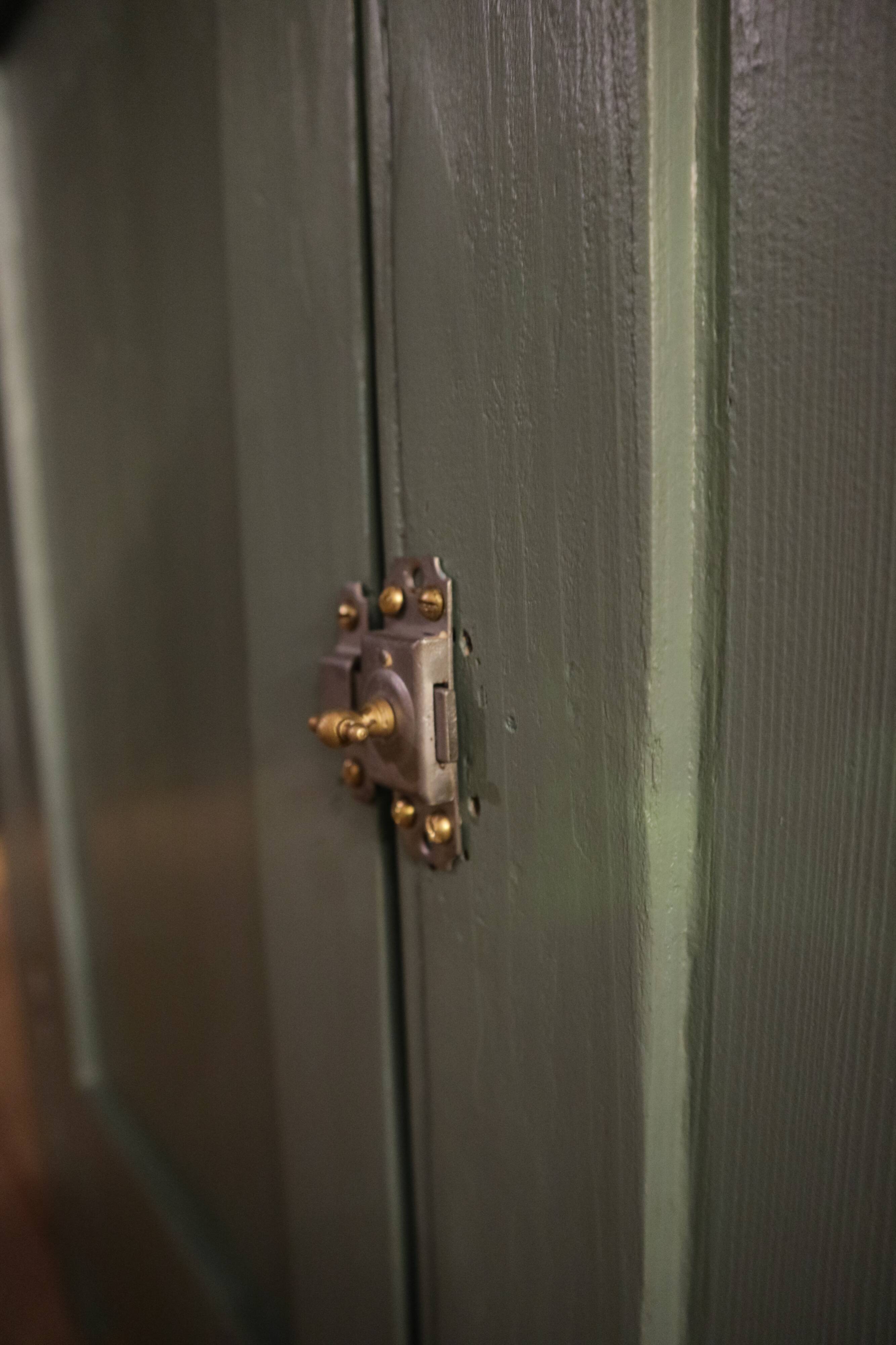 Restored Parisian buffet