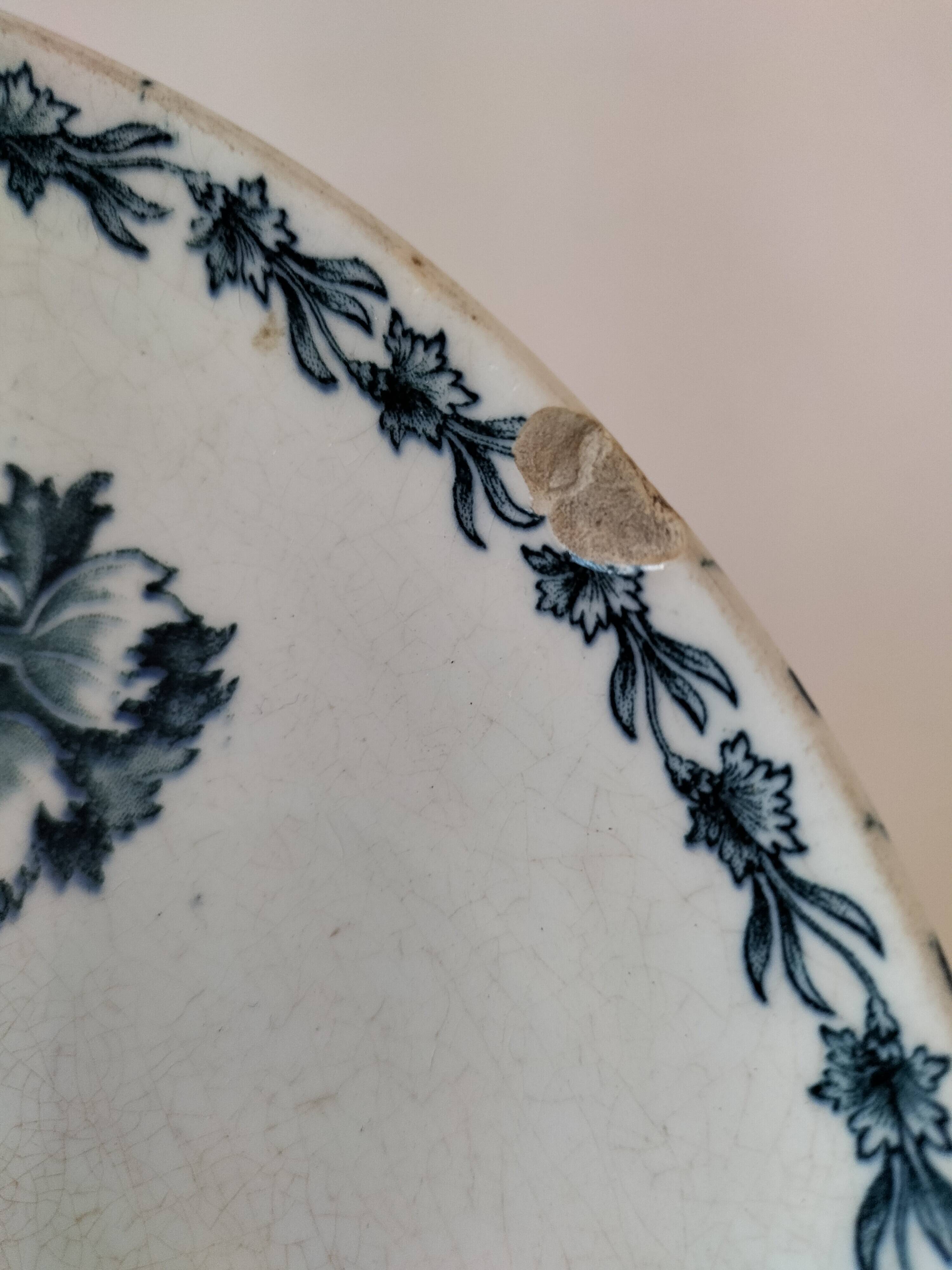 KG Lunéville footed plate with blue carnation decoration, 1880-1910