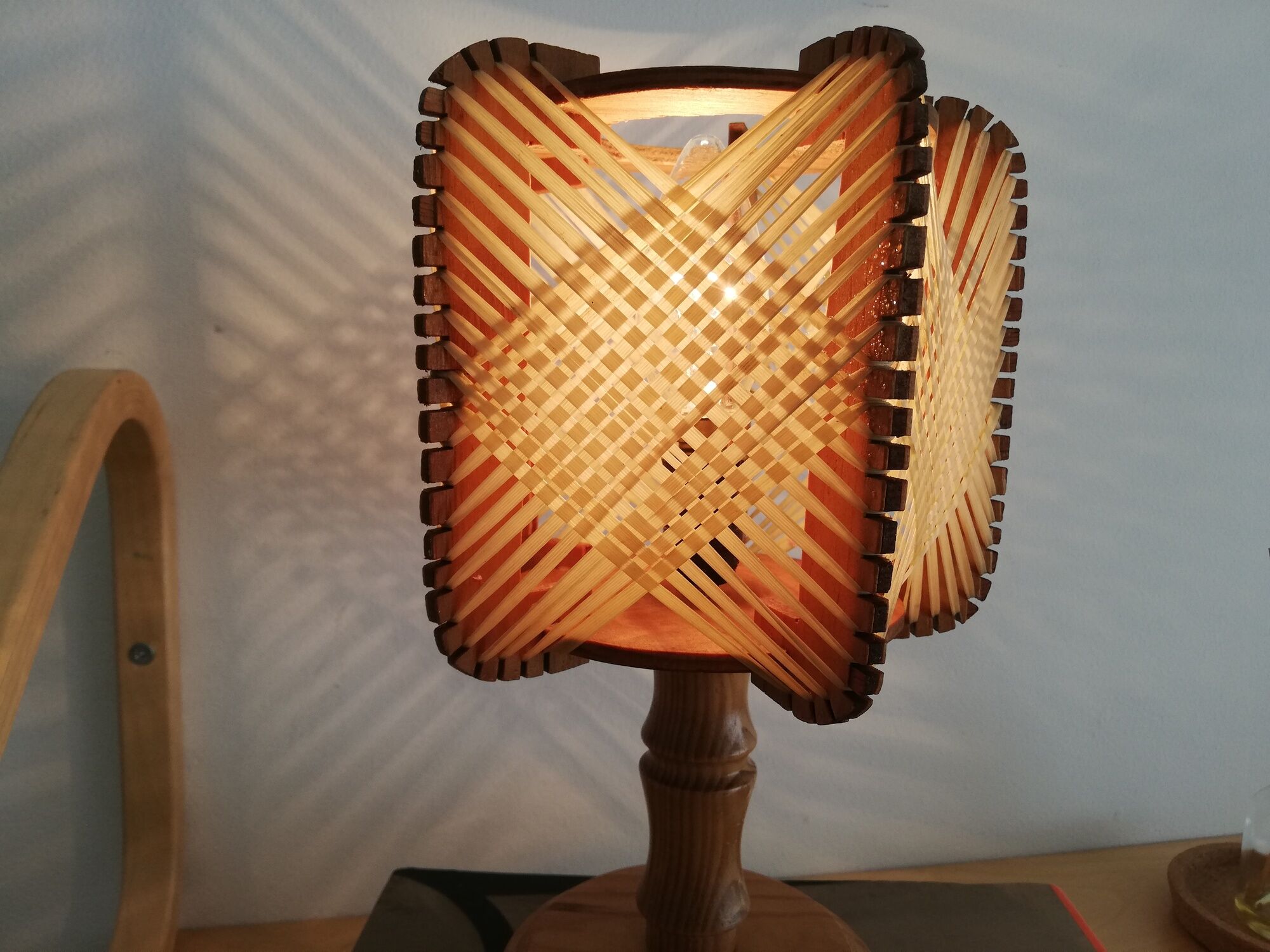 Wood and straw small table lamp 1960